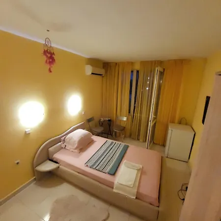 Apartment Ivaia 2 *